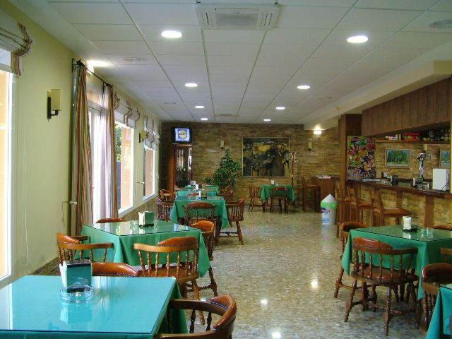 Hotel Rio Piscina Priego De Cordoba Exterior photo